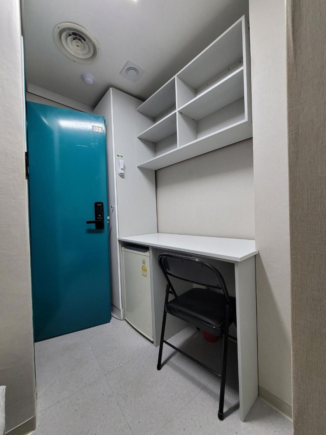 Female Only - Coco Stay Jongno Hyehwa Station Seúl Habitación foto
